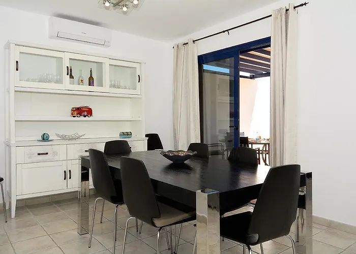 فيلة Lanza Coloradas 20, Heated Pool